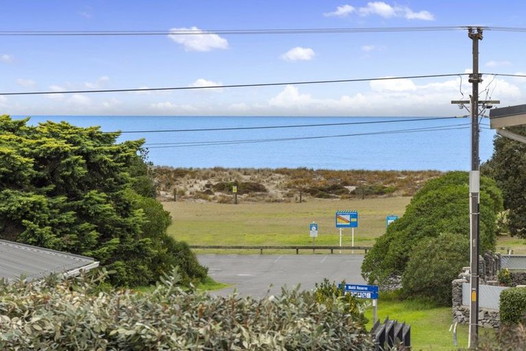 Photo of property in 63 Wairakei Avenue, Papamoa Beach, Papamoa, 3118