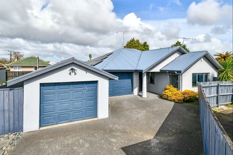 Photo of property in 53a Willis Road, Papakura, 2110