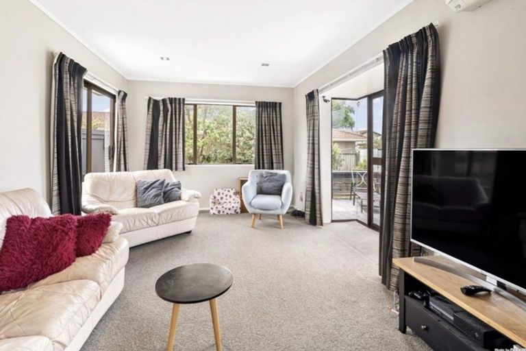 Photo of property in 3 Cherry Road, Bucklands Beach, Auckland, 2014