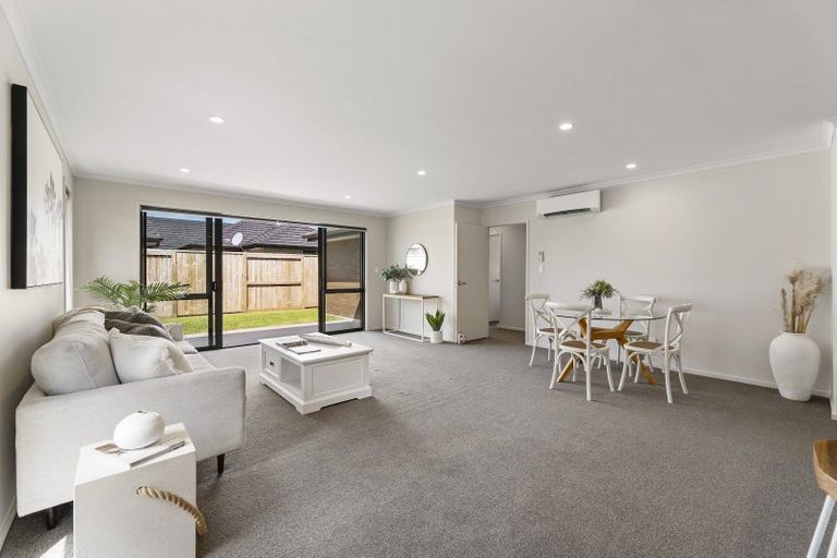 Photo of property in 22 Tiria Drive, Papamoa Beach, Papamoa, 3118