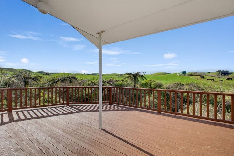 Photo of property in 131 Tiromoana Road, Maata, Eltham, 4398