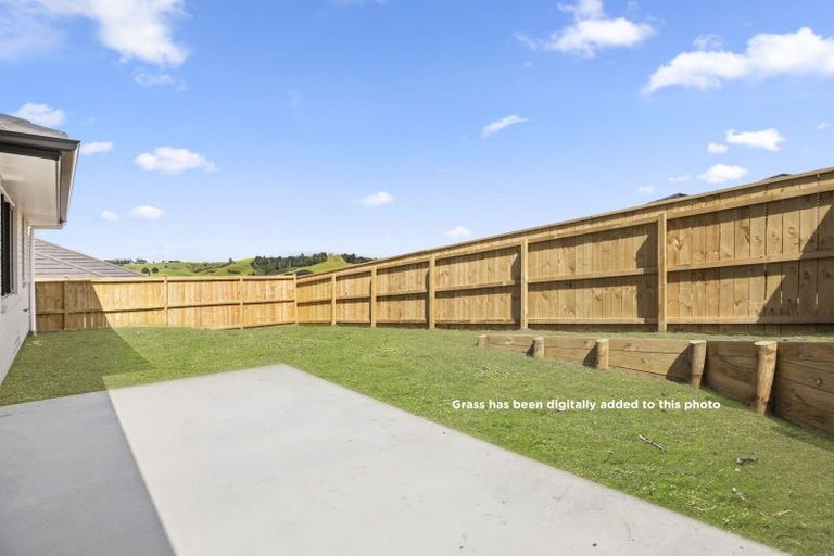 Photo of property in 120 Hitchen Road, Pokeno, 2402