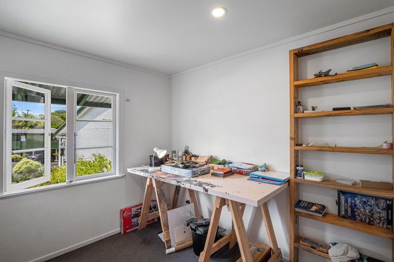 Photo of property in 38 Hythe Terrace, Mairangi Bay, Auckland, 0630