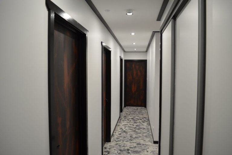 Photo of property in 112 Kawiu Road, Levin, 5510