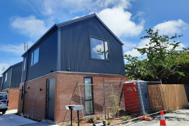 Photo of property in 2/42 Gibbon Street, Sydenham, Christchurch, 8023