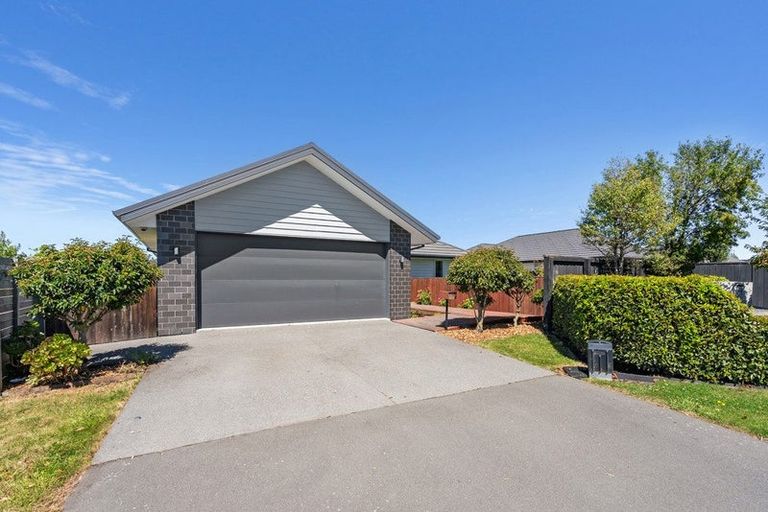 Photo of property in 15 Bendrose Crescent, Wigram, Christchurch, 8025