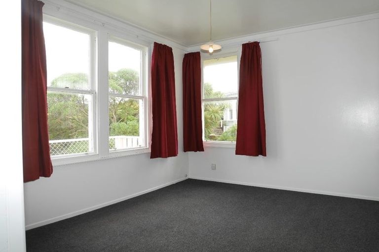 Photo of property in 19 Hiropi Street, Newtown, Wellington, 6021