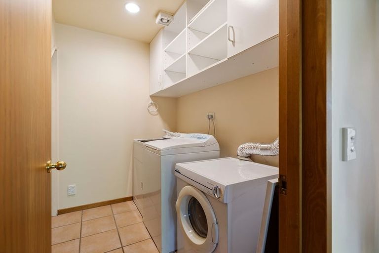 Photo of property in 22b Evergreen Place, Sunshine Bay, Queenstown, 9300