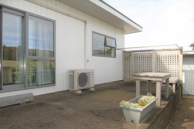 Photo of property in 2/3 Ngaio Gorge Road, Ngaio, Wellington, 6035