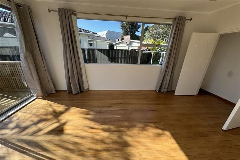 Photo of property in 36 Reelick Avenue, Pakuranga Heights, Auckland, 2010