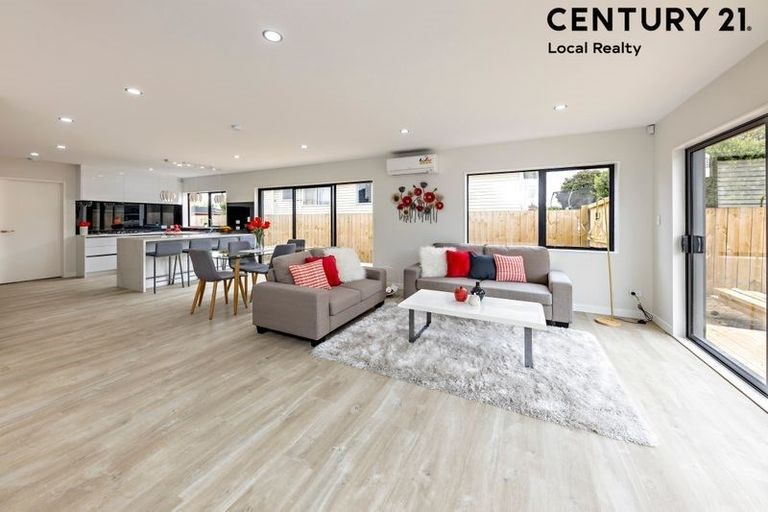 Photo of property in 2b Bunnythorpe Road, Papakura, 2110