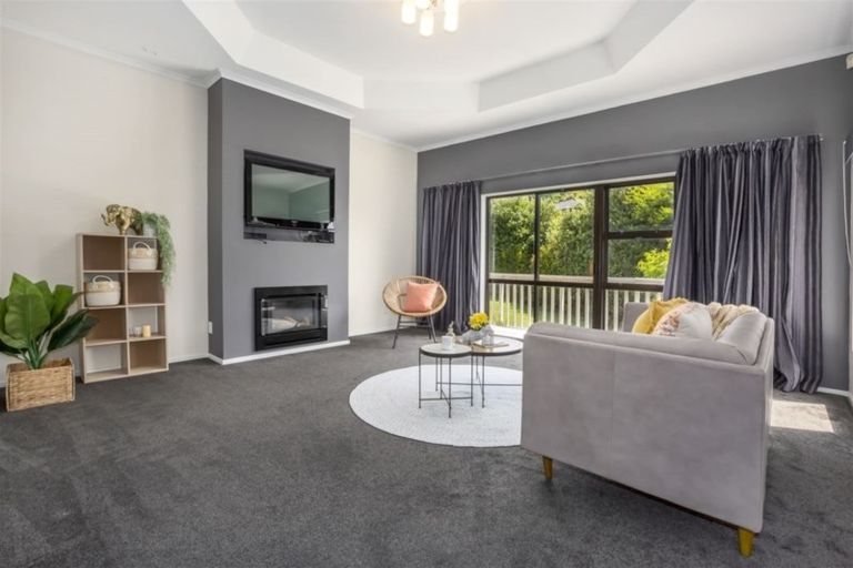 Photo of property in 77 Joseph Banks Drive, Whitby, Porirua, 5024