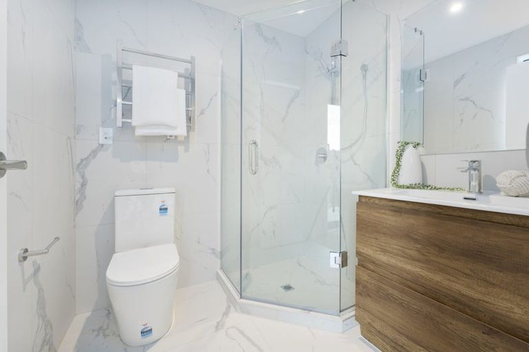 Photo of property in 14f Geordie Street, Henderson, Auckland, 0612