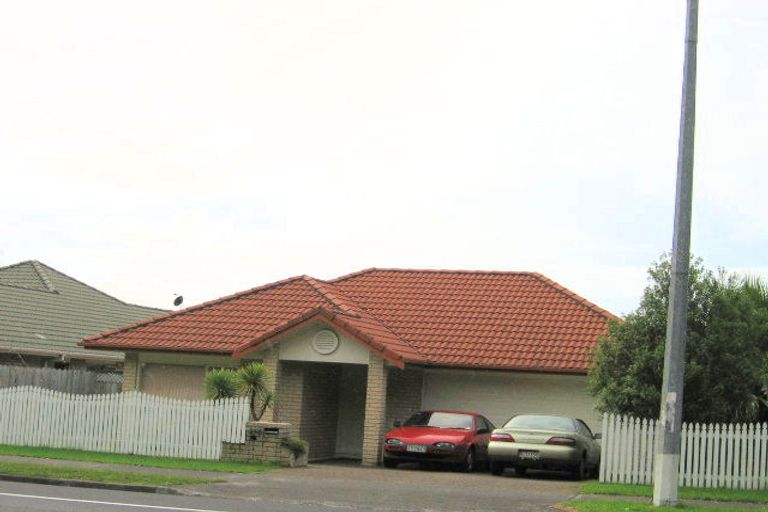 Photo of property in 256 Cascades Road, Botany Downs, Auckland, 2010