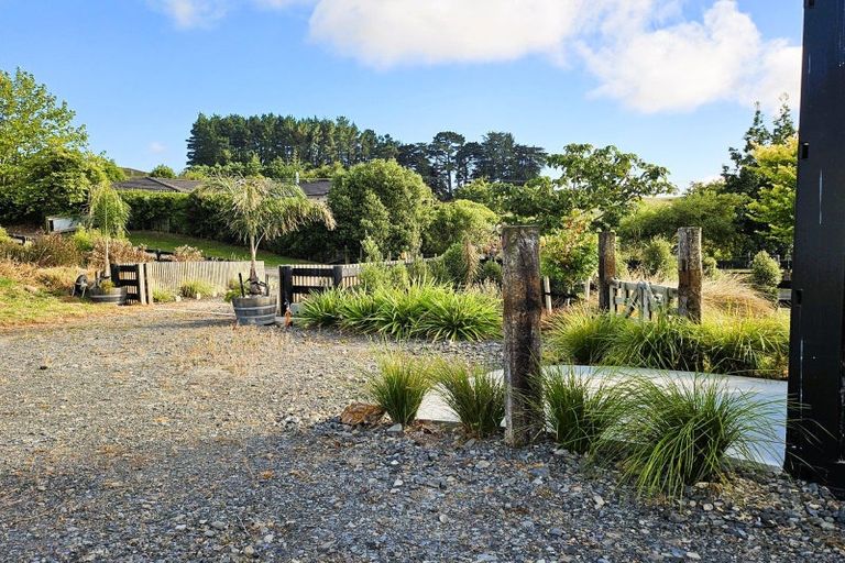 Photo of property in 143h Smith Road, Dannevirke, 4978