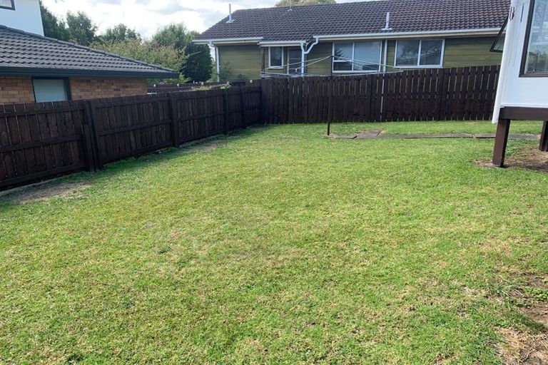 Photo of property in 22 Penfold Place, Henderson, Auckland, 0610