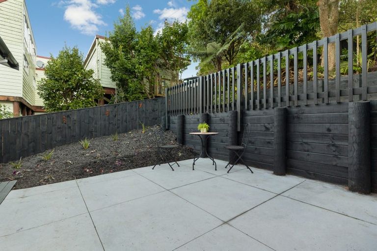 Photo of property in 420 Huia Road, Laingholm, Auckland, 0604