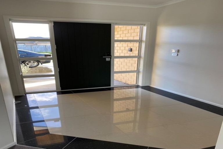 Photo of property in 24 Arista Way, Rototuna North, Hamilton, 3210