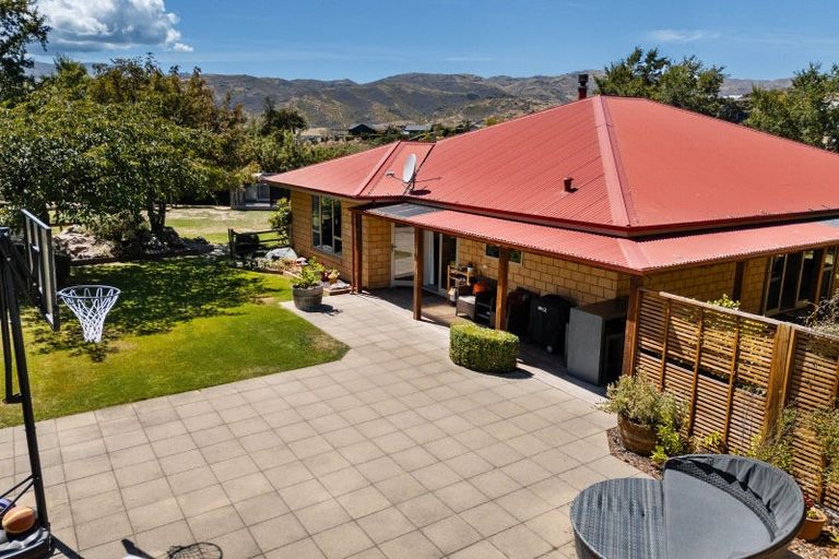Photo of property in 13 Lawrence Street, Bannockburn, Cromwell, 9384