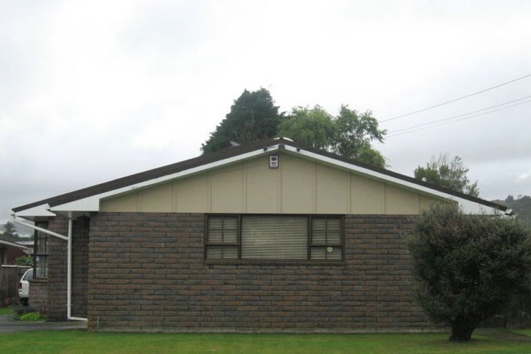 Photo of property in 14 Rawhiti Street, Stokes Valley, Lower Hutt, 5019