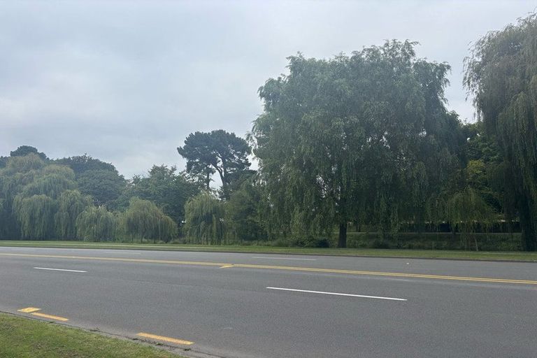 Photo of property in 120 Park Terrace, Christchurch Central, Christchurch, 8013