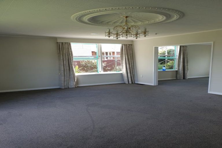 Photo of property in 10 Rakino Place, Awapuni, Palmerston North, 4412