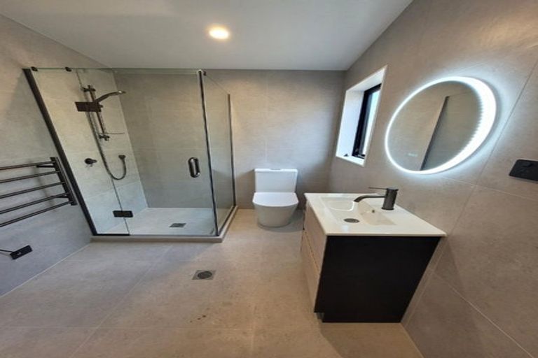 Photo of property in 10/15 Union Road, Howick, Auckland, 2014