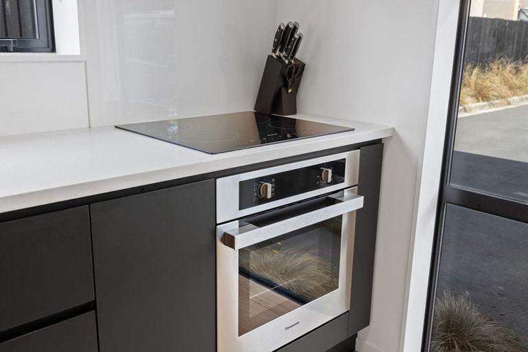 Photo of property in 4/112 Purchas Street, Edgeware, Christchurch, 8013