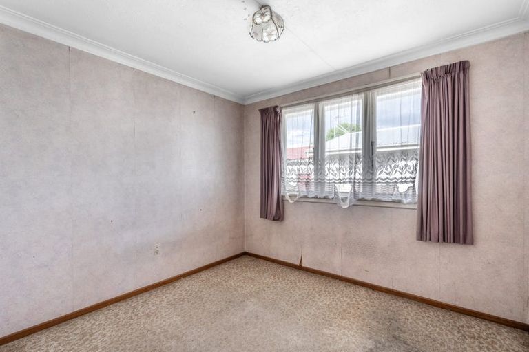 Photo of property in 12 Kinmont Crescent, Newfield, Invercargill, 9812