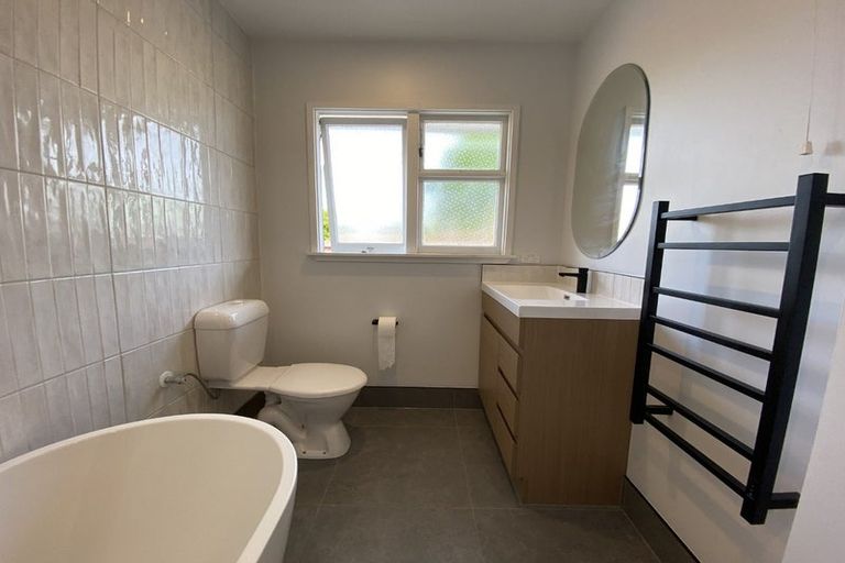 Photo of property in 1/23 Ferniehurst Street, Somerfield, Christchurch, 8024