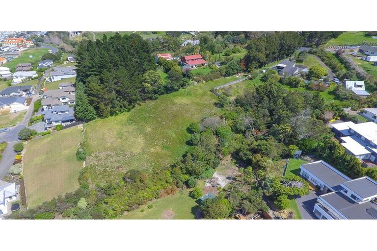Photo of property in 30 Clayden Drive, Gulf Harbour, Whangaparaoa, 0930