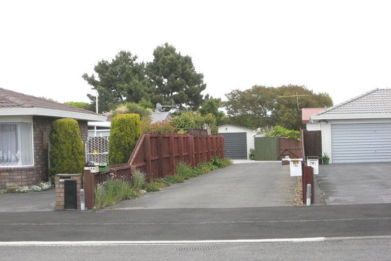 Photo of property in 2/74 Inwoods Road, Parklands, Christchurch, 8083