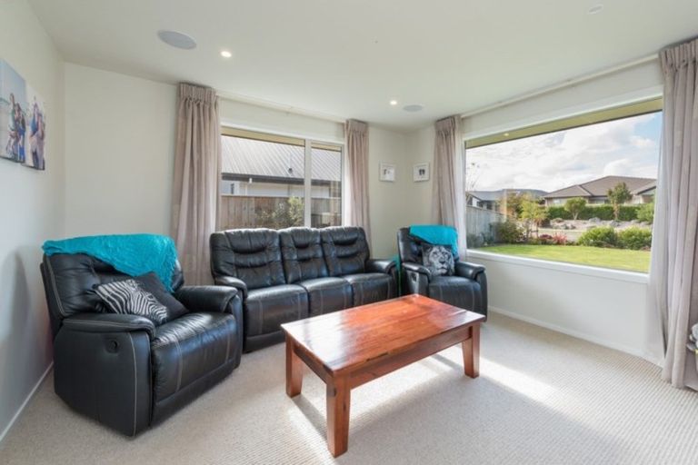 Photo of property in 6 Harold Place, Stoke, Nelson, 7011