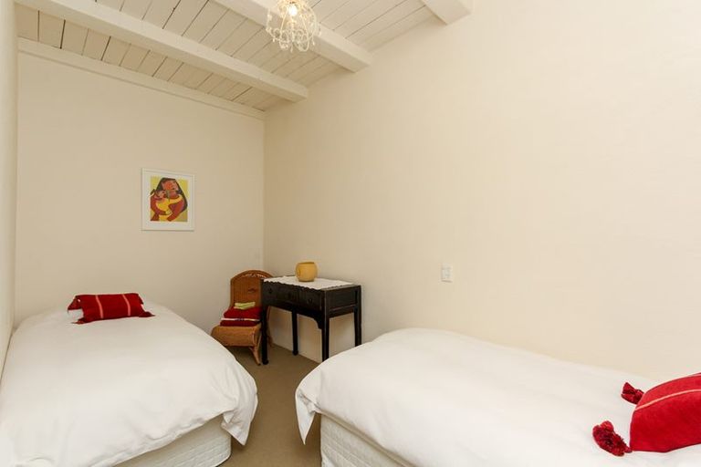 Photo of property in 23 Jans Terrace, Oakura, 4314