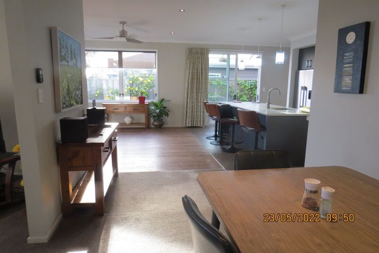 Photo of property in 2 Donald Place, Frimley, Hastings, 4120