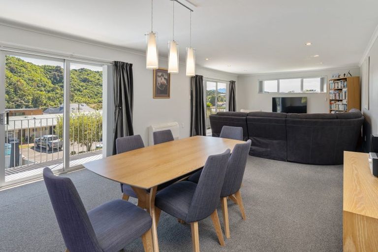 Photo of property in 4a Rutland Street, Picton, 7220