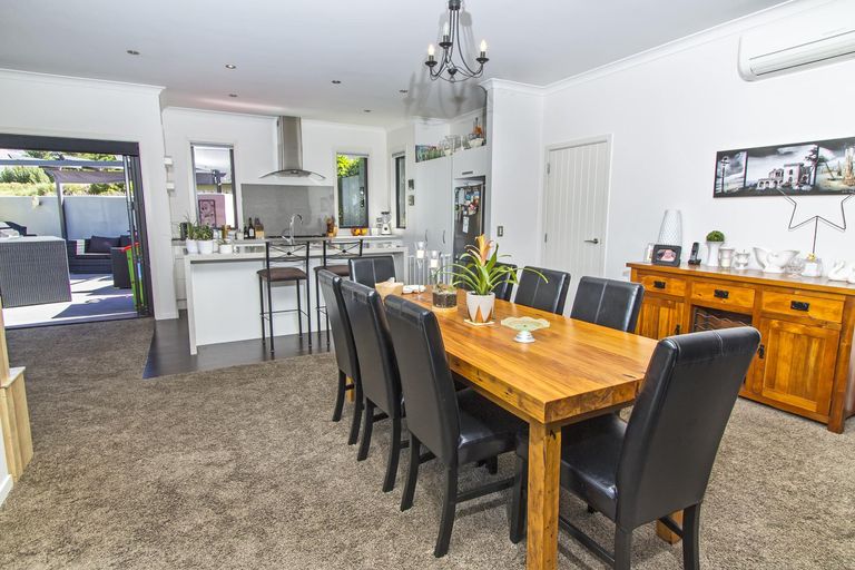 Photo of property in 9 The Dunes, Cromwell, 9310