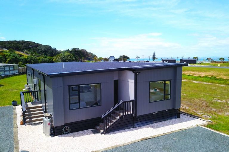 Photo of property in 2 Te Ranginui Place, Karikari Peninsula, 0483