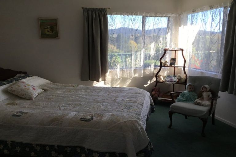 Photo of property in 18 Donegal Place, Katikati, 3129