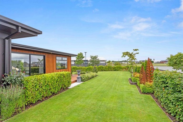 Photo of property in 71 The Esplanade, Pegasus, 7612