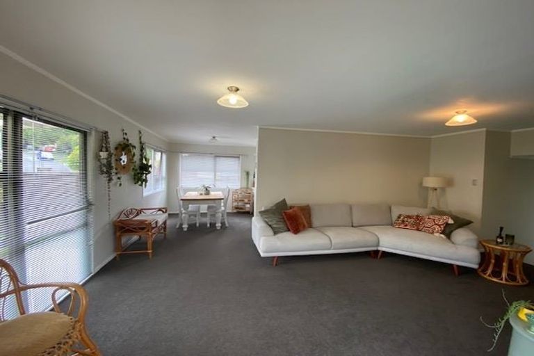 Photo of property in 13 Wilkinson Way, Browns Bay, Auckland, 0630