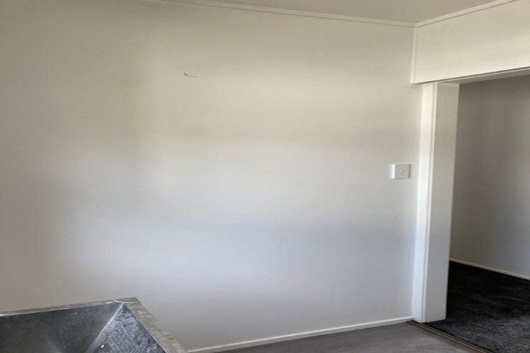 Photo of property in 52 Cascades Road, Pakuranga Heights, Auckland, 2010