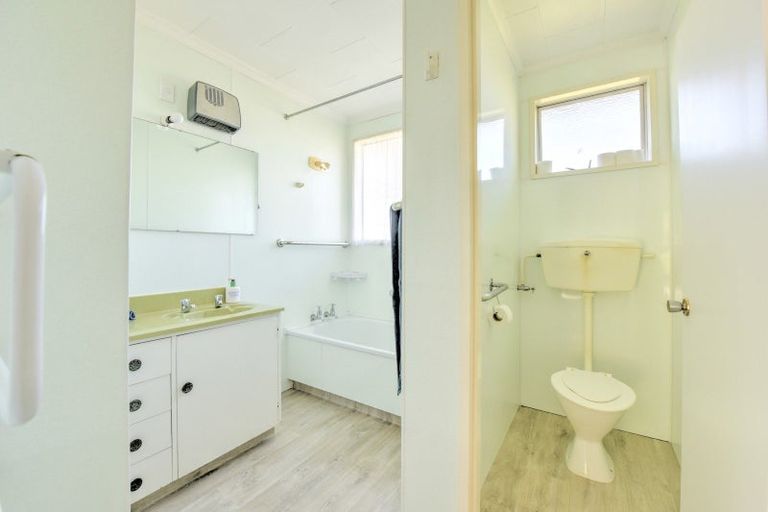 Photo of property in 3 Vogel Street, Gore, 9710