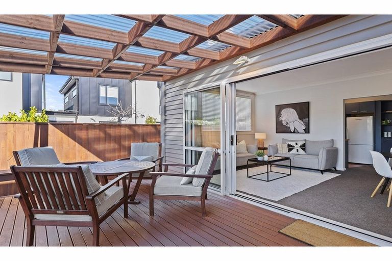 Photo of property in 41 Winton Street, St Albans, Christchurch, 8014