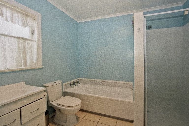 Photo of property in 114 Wainuiomata Road, Wainuiomata, Lower Hutt, 5014