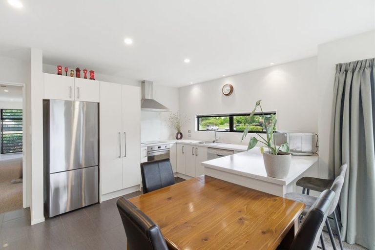 Photo of property in 69 Caulfield Avenue, Halswell, Christchurch, 8025