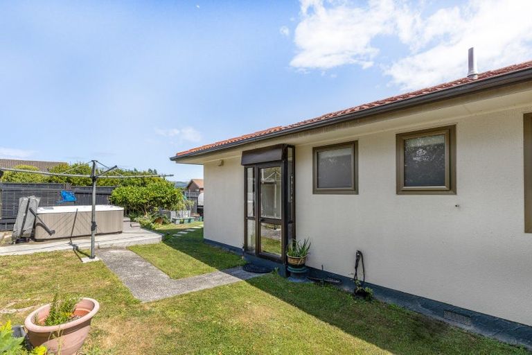 Photo of property in 1/39 Kinloch Place, Papakowhai, Porirua, 5024
