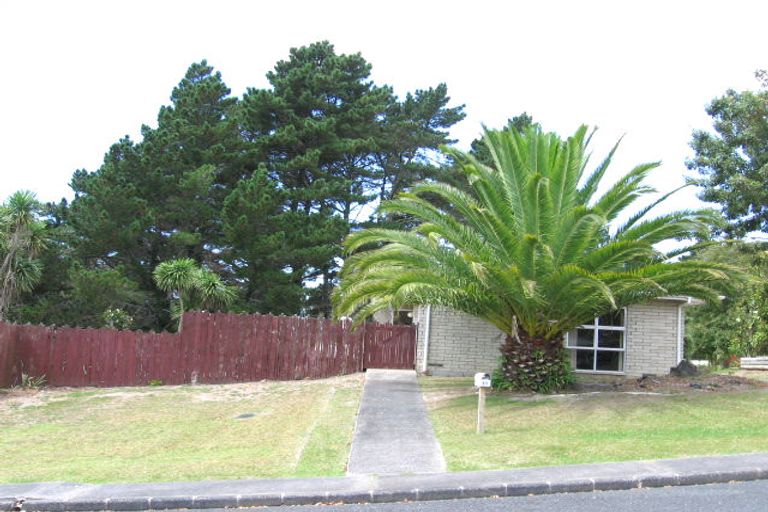 Photo of property in 11 Mawson Avenue, Torbay, Auckland, 0630