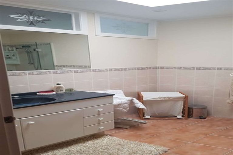 Photo of property in 247 Don Buck Road, Massey, Auckland, 0614