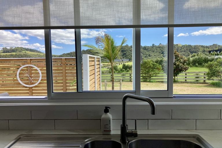 Photo of property in 7 Fernbird Grove, Kerikeri, 0294